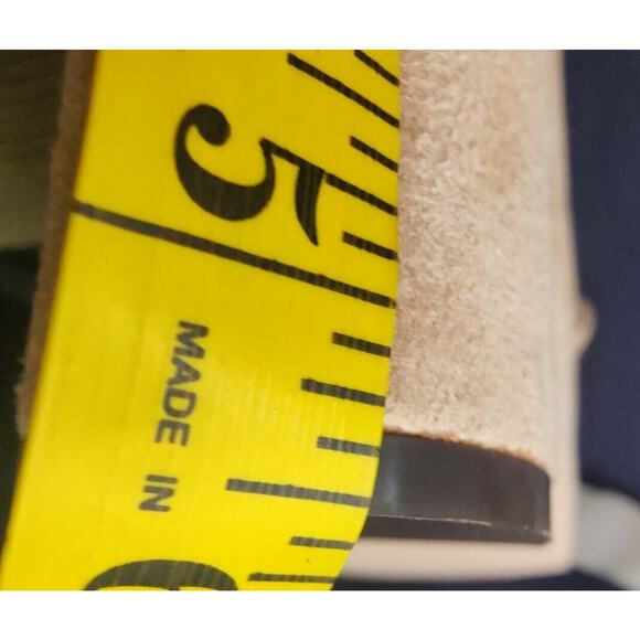 New Tan Y2K Platforms Sz 6 faux suede - Picture 8 of 8